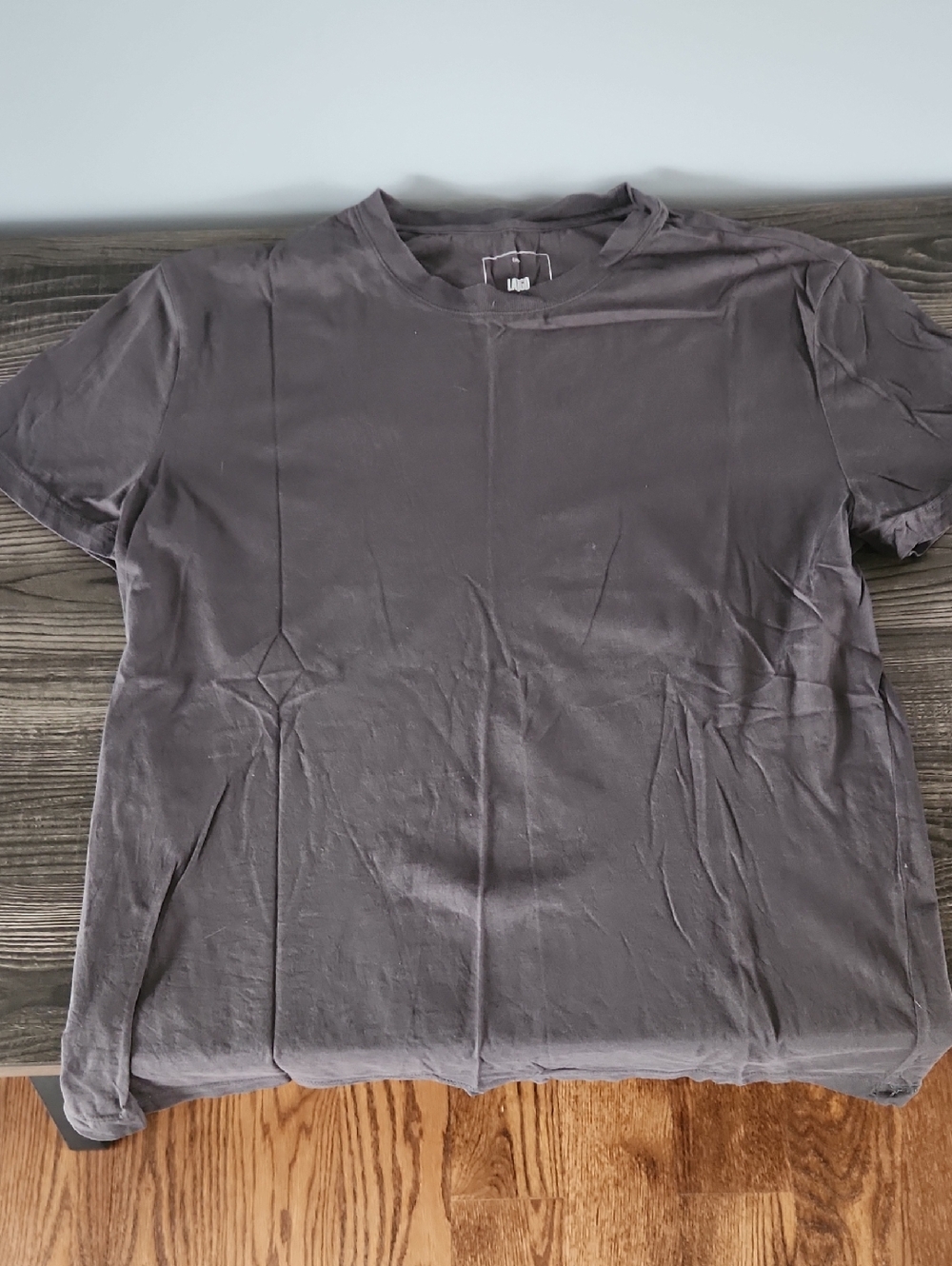 Lahgo Men's Organic Pima Easy Crewneck T-Shirt - Charcoal